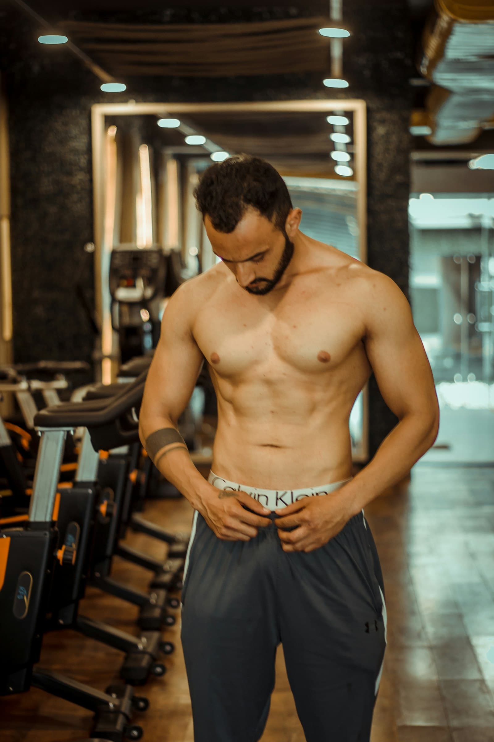 Lovehandles kwijtraken als man: wat werkt en wat niet