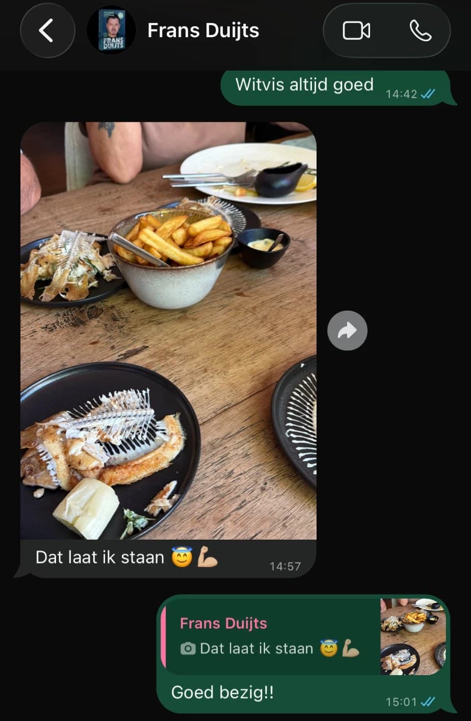 WhatsApp-bericht van Frans Duijts uit een restaurant: witvis gegeten, de friet laat hij staan